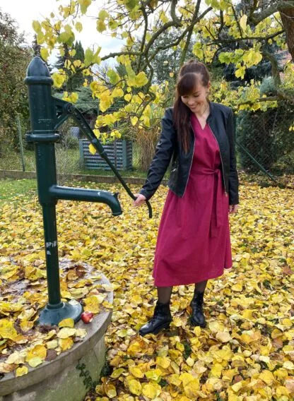 Lněné šaty CERISE s páskem - Image 4